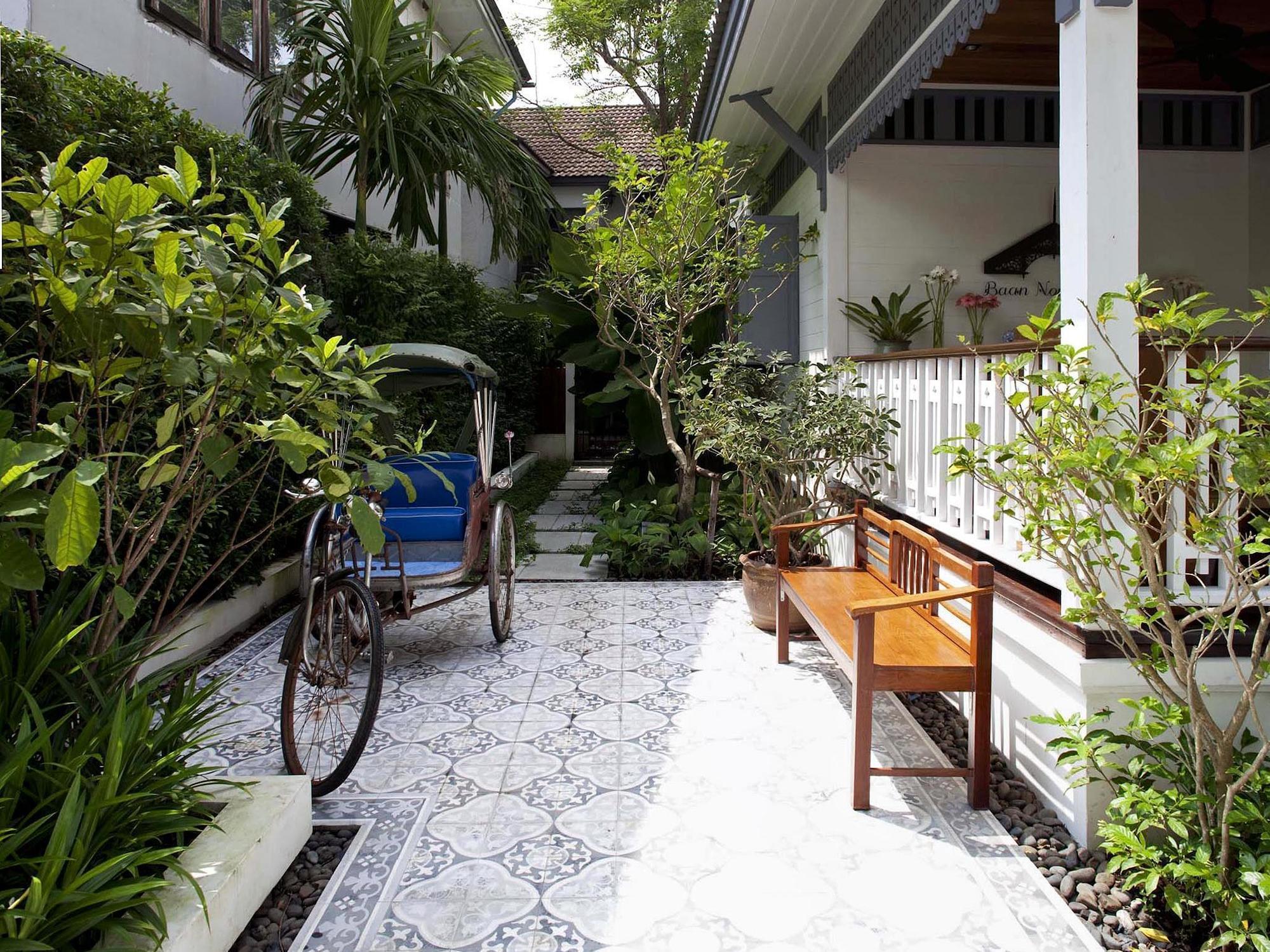 Baan Noppawong Hotel Банкок Екстериор снимка