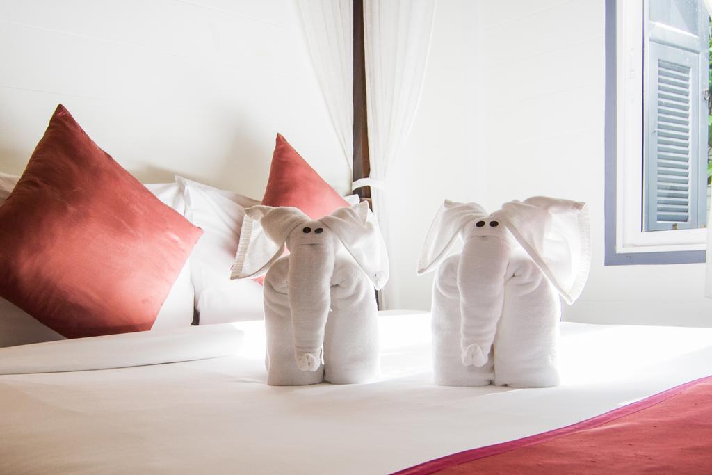 Baan Noppawong Hotel Банкок Екстериор снимка