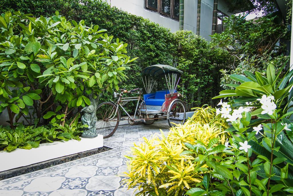Baan Noppawong Hotel Банкок Екстериор снимка